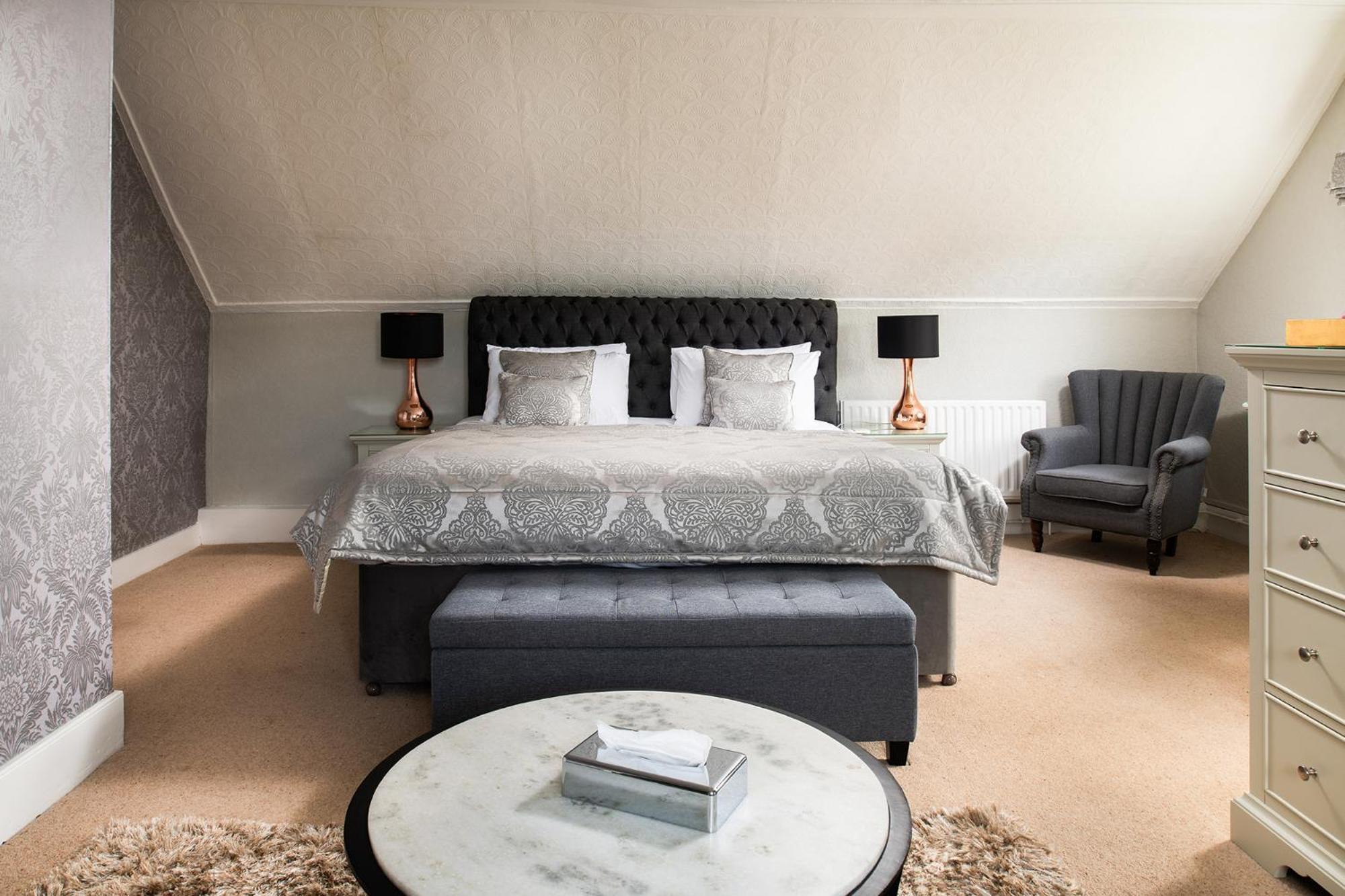 สปริงฟิดล์ เฮาส์ Bed & Breakfast โคลส์ฮิลล์ ห้อง รูปภาพ